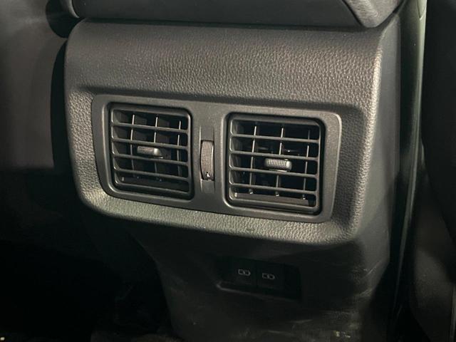 ハリアー Ｚ　禁煙　モデリスタエアロ　ＪＢＬサウンド　純正１２型ディスプレイ　全周囲カメラ　ブラインドスポットモニター　レーダークルーズ　デジタルミラー　電動リアゲート　ＬＥＤヘッド　純正１９インチアルミ　ＥＴＣ（62枚目）