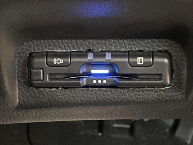 ヴェゼル ｅ：ＨＥＶ　Ｘ　８型ナビ　バックカメラ　ホンダセンシング　レーダークルーズ　クリアランスソナー　横滑り防止装置　ＬＥＤヘッド　オートライト　純正１６インチアルミ　ＥＴＣ　パドルシフト（7枚目）