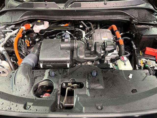 ヴェゼル ｅ：ＨＥＶ　Ｘ　８型ナビ　バックカメラ　ホンダセンシング　レーダークルーズ　クリアランスソナー　横滑り防止装置　ＬＥＤヘッド　オートライト　純正１６インチアルミ　ＥＴＣ　パドルシフト（18枚目）