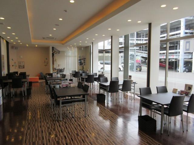 ヴェゼル ｅ：ＨＥＶ　Ｘ　８型ナビ　バックカメラ　ホンダセンシング　レーダークルーズ　クリアランスソナー　横滑り防止装置　ＬＥＤヘッド　オートライト　純正１６インチアルミ　ＥＴＣ　パドルシフト（74枚目）