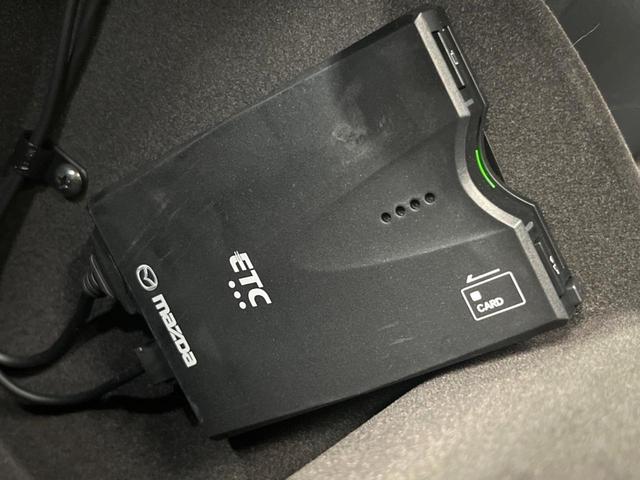 ＣＸ－５ ＸＤ　エクスクルーシブモード　禁煙　ＢＯＳＥサウンド　純正１０型ナビ　全周囲カメラ　ブラインドスポットモニター　レーダークルーズ　電動リアゲート　クリアランスソナー　シートベンチレーション　ＬＥＤヘッド　純正１９インチアルミ（10枚目）