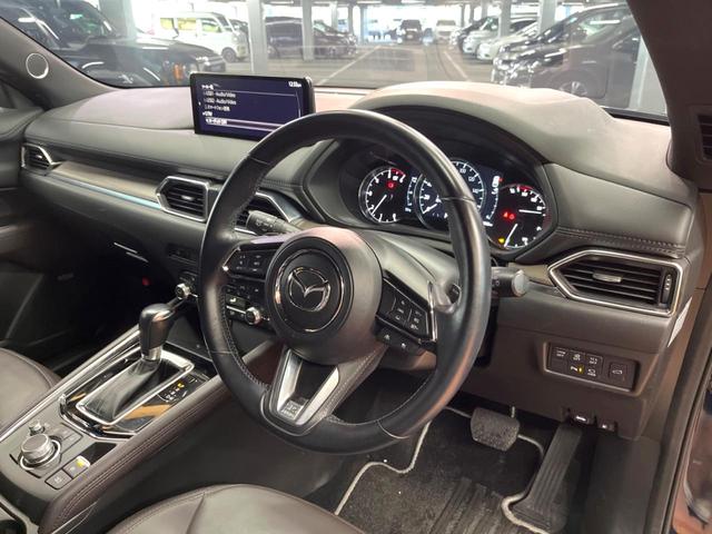 ＣＸ－５ ＸＤ　エクスクルーシブモード　禁煙　ＢＯＳＥサウンド　純正１０型ナビ　全周囲カメラ　ブラインドスポットモニター　レーダークルーズ　電動リアゲート　クリアランスソナー　シートベンチレーション　ＬＥＤヘッド　純正１９インチアルミ（22枚目）