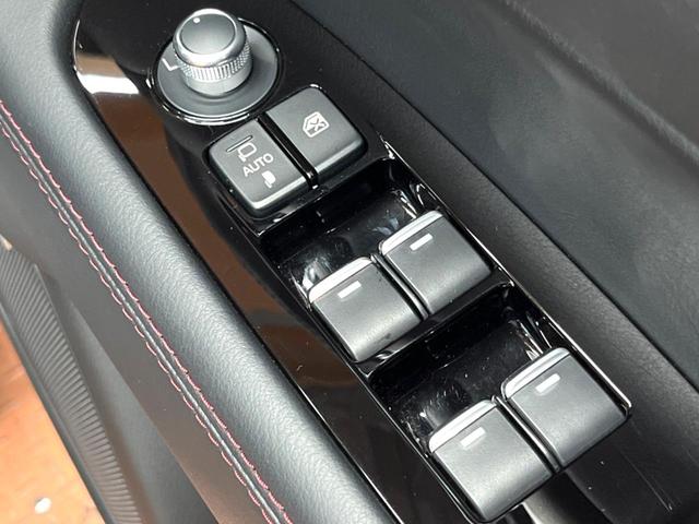 ＣＸ－５ ＸＤ　スポーツアピアランス　禁煙　サンルーフ　ＢＯＳＥサウンド　純正１０型ナビ　全周囲カメラ　ブラインドスポットモニター　レーダークルーズ　電動リアゲート　黒革　シートヒーター　ＬＥＤヘッド　純正１９インチアルミ　ＥＴＣ（33枚目）