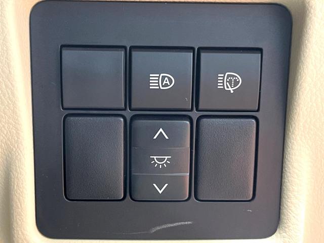 ランドクルーザープラド ＴＸ　Ｌパッケージ　マットブラックエディション　禁煙　７人　サンルーフ　ＢＩＧ－Ｘ１１型ナビ　バックカメラ　レーダークルーズ　ベージュ革　シートベンチレーション　ＬＥＤヘッド　オートハイビーム　純正１８インチアルミ　ルーフレール　ＥＴＣ（39枚目）
