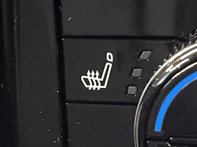 エクストレイル G e-4ORCE 4WD 禁煙 純正12型ナビ 全周囲カメラ プロパイロット 後方車両検知 デジタルミラー 電動リアゲート シートヒーター パワーシート LEDヘッド クリアランスソナー 純正19インチアルミ ETC(9枚目)