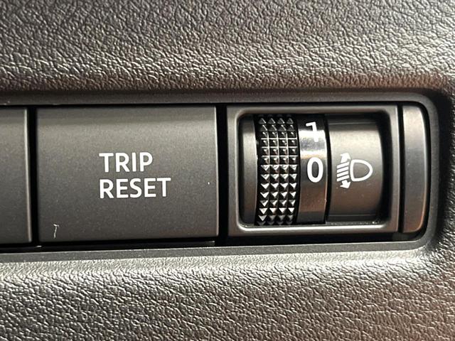 エクストレイル G e-4ORCE 4WD 禁煙 純正12型ナビ 全周囲カメラ プロパイロット 後方車両検知 デジタルミラー 電動リアゲート シートヒーター パワーシート LEDヘッド クリアランスソナー 純正19インチアルミ ETC(37枚目)