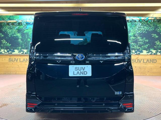 ヴォクシー ハイブリッドS-Z 禁煙 GRエアロ 快適利便パック フリップダウン 純正10型ナビ バックカメラ ブラインドスポットモニター レーダークルーズ 電動リアゲート 三眼LEDヘッド オートハイビーム 両側電動ドア ETC(18枚目)