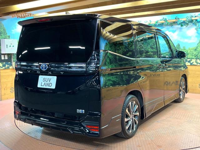 ヴォクシー ハイブリッドS-Z 禁煙 GRエアロ 快適利便パック フリップダウン 純正10型ナビ バックカメラ ブラインドスポットモニター レーダークルーズ 電動リアゲート 三眼LEDヘッド オートハイビーム 両側電動ドア ETC(61枚目)