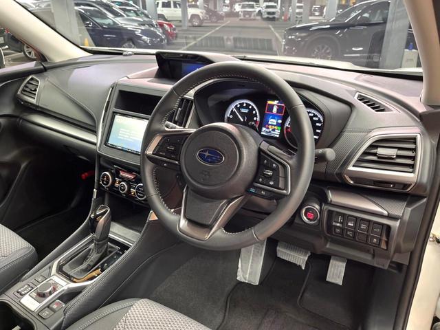 フォレスター ツーリング 禁煙車 アイサイトVer3 レーダークルーズ SDナビ フルセグTV バックカメラ デジタルミラー ハーフレザー メモリーシート シートヒーター パワーバックドア ETC LEDヘッド&フォグ ETC(3枚目)