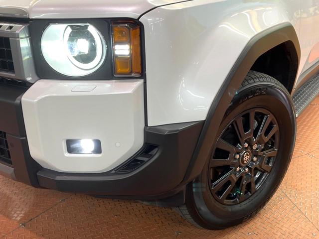 ランドクルーザー２５０ ＶＸ　禁煙　サンルーフ　純正１２型ディスプレイ　全周囲カメラ　ブラインドスポットモニター　レーダークルーズ　デジタルミラー　電動リアゲート　黒革　パワーシート　シートベンチレーション　丸目ＬＥＤ　ＥＴＣ（15枚目）