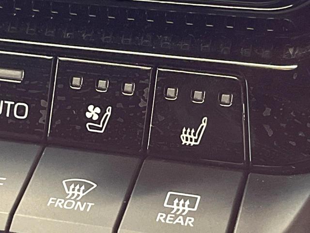 ランドクルーザー２５０ ＶＸ　禁煙　サンルーフ　純正１２型ディスプレイ　全周囲カメラ　ブラインドスポットモニター　レーダークルーズ　デジタルミラー　電動リアゲート　黒革　パワーシート　シートベンチレーション　丸目ＬＥＤ　ＥＴＣ（49枚目）