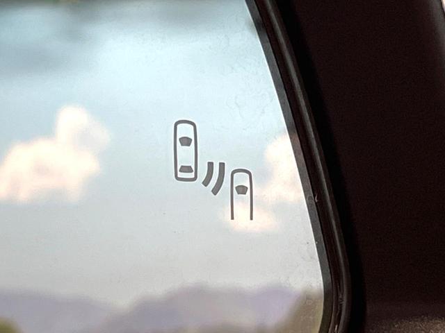 ＲＡＶ４ アドベンチャー　禁煙　純正１０型ナビフルセグＴＶ　バックカメラ　ブラインドスポットモニター　レーダークルーズ　ＬＥＤヘッド　オートハイビーム　メモリーシート　シートベンチレーション　純正１９インチアルミ　ＥＴＣ（5枚目）