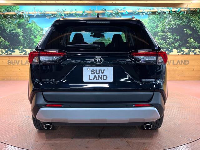 ＲＡＶ４ アドベンチャー　禁煙　純正１０型ナビフルセグＴＶ　バックカメラ　ブラインドスポットモニター　レーダークルーズ　ＬＥＤヘッド　オートハイビーム　メモリーシート　シートベンチレーション　純正１９インチアルミ　ＥＴＣ（16枚目）