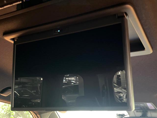 ノア ハイブリッドＳ－Ｚ　禁煙　モデリスタエアロ　快適利便パック　フリップダウン　純正１０型ナビ　全周囲カメラ　ブラインドスポットモニター　レーダークルーズ　デジタルミラー　電動リアゲート　両側電動ドア　三眼ＬＥＤヘッド（4枚目）