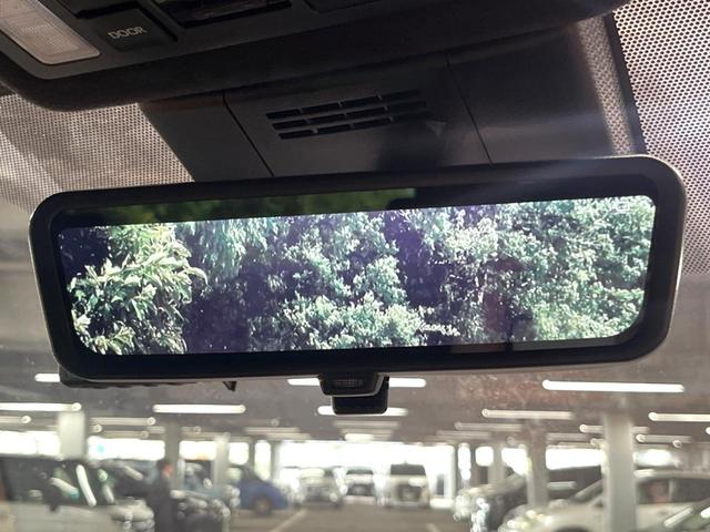 ノア ハイブリッドＳ－Ｚ　禁煙　モデリスタエアロ　快適利便パック　フリップダウン　純正１０型ナビ　全周囲カメラ　ブラインドスポットモニター　レーダークルーズ　デジタルミラー　電動リアゲート　両側電動ドア　三眼ＬＥＤヘッド（9枚目）
