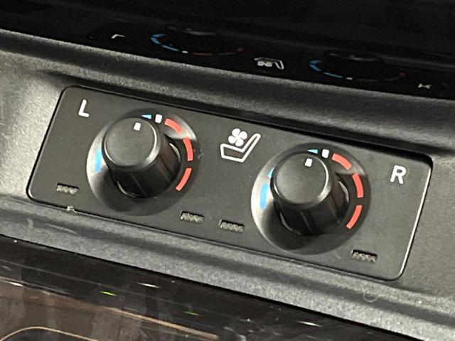 アルファード ２．５Ｓ　Ｃパッケージ　禁煙　フリップダウン　純正９型ナビフルセグＴＶ　ＤＶＤ再生　バックカメラ　ブラインドスポットモニター　レーダークルーズ　デジタルミラー　メモリーシート　シートベンチレーション　三眼ＬＥＤヘッド　ＥＴＣ（9枚目）