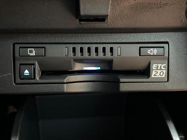 アルファード ２．５Ｓ　Ｃパッケージ　禁煙　フリップダウン　純正９型ナビフルセグＴＶ　ＤＶＤ再生　バックカメラ　ブラインドスポットモニター　レーダークルーズ　デジタルミラー　メモリーシート　シートベンチレーション　三眼ＬＥＤヘッド　ＥＴＣ（10枚目）