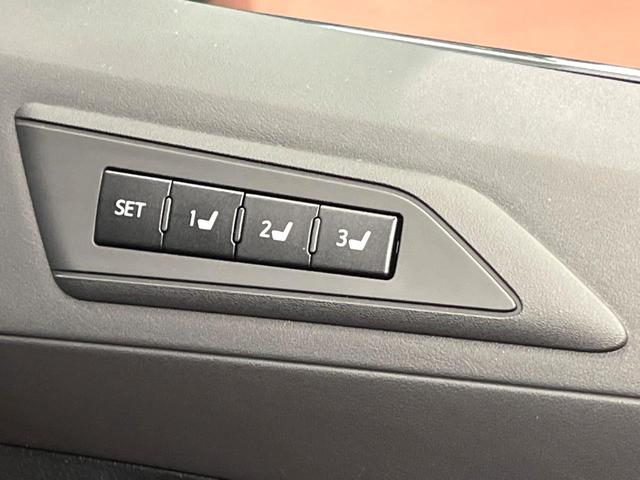 アルファード ２．５Ｓ　Ｃパッケージ　禁煙　フリップダウン　純正９型ナビフルセグＴＶ　ＤＶＤ再生　バックカメラ　ブラインドスポットモニター　レーダークルーズ　デジタルミラー　メモリーシート　シートベンチレーション　三眼ＬＥＤヘッド　ＥＴＣ（33枚目）