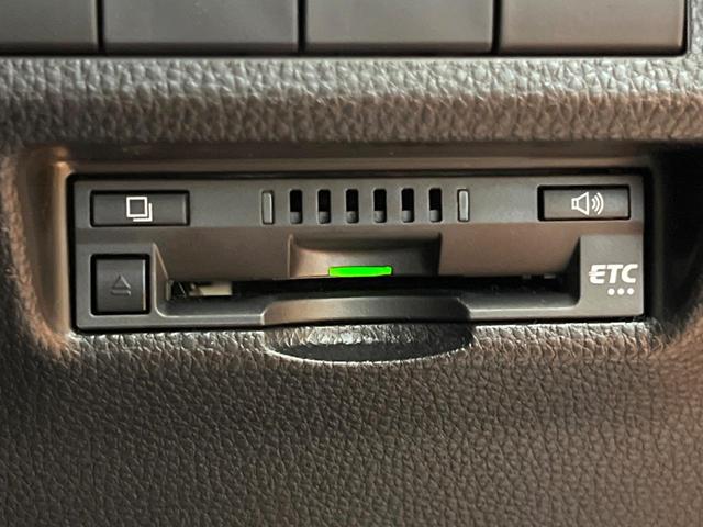 ＲＡＶ４ アドベンチャー　禁煙　純正９型ナビ　バックカメラ　ブラインドスポットモニター　レーダークルーズ　電動リアゲート　パワーシート　シートベンチレーション　ＬＥＤヘッド　オートハイビーム　純正１９インチアルミ　ＥＴＣ（9枚目）