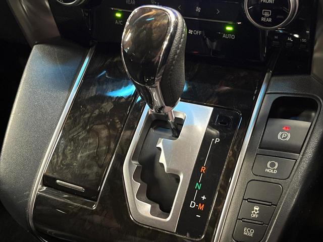 ヴェルファイア ２．５Ｚ　Ａエディション　ゴールデンアイズ　禁煙　モデリスタエアロ　フリップダウン　ＢＩＧ－Ｘ１１型ナビ　バックカメラ　クルコン　電動リアゲート　両側電動ドア　ハーフレザーシート　ＬＥＤヘッド　クリアランスソナー　純正１８インチアルミ　ＥＴＣ（48枚目）