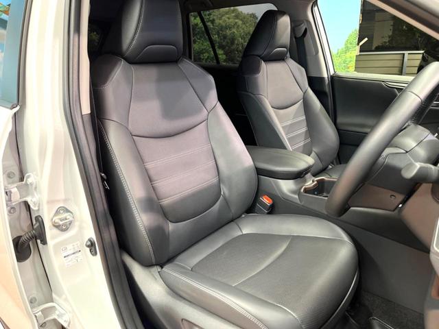 ＲＡＶ４ ハイブリッドＧ　禁煙車　モデリスタエアロ　１０型ディスプレイ　全周囲カメラ　レーダークルーズ　ブラインドスポットモニター　合皮シート　メモリーシート　ベンチレーション　パワーバックドア　ステアリングヒーター　ＥＴＣ（12枚目）