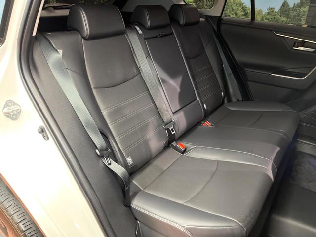ＲＡＶ４ ハイブリッドＧ　禁煙車　モデリスタエアロ　１０型ディスプレイ　全周囲カメラ　レーダークルーズ　ブラインドスポットモニター　合皮シート　メモリーシート　ベンチレーション　パワーバックドア　ステアリングヒーター　ＥＴＣ（13枚目）
