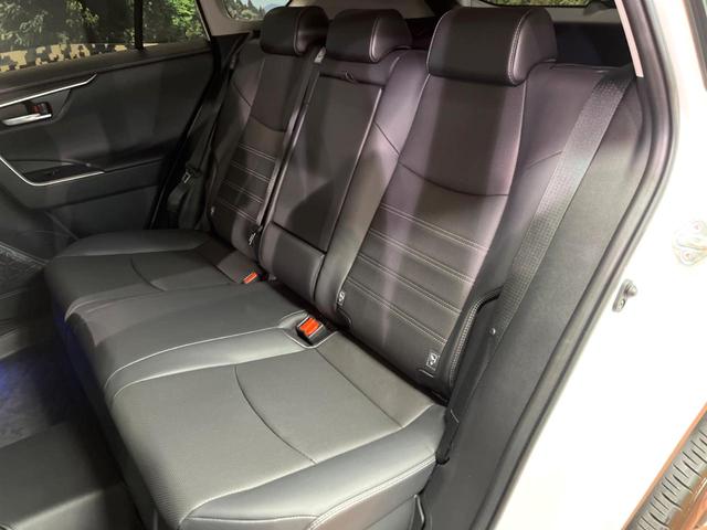ＲＡＶ４ ハイブリッドＧ　禁煙車　モデリスタエアロ　１０型ディスプレイ　全周囲カメラ　レーダークルーズ　ブラインドスポットモニター　合皮シート　メモリーシート　ベンチレーション　パワーバックドア　ステアリングヒーター　ＥＴＣ（24枚目）