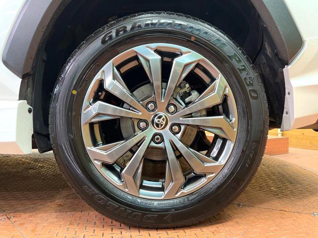 ＲＡＶ４ ハイブリッドＧ　禁煙車　モデリスタエアロ　１０型ディスプレイ　全周囲カメラ　レーダークルーズ　ブラインドスポットモニター　合皮シート　メモリーシート　ベンチレーション　パワーバックドア　ステアリングヒーター　ＥＴＣ（28枚目）