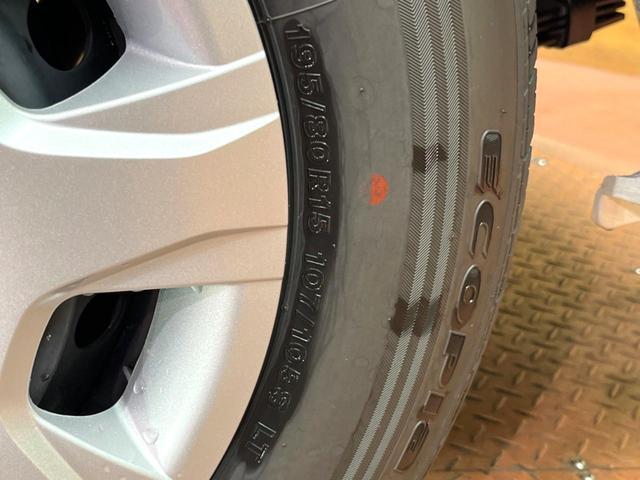 ハイエースバン ロングスーパーGL ターボ 禁煙車 全周囲カメラ SDナビ デジタルミラー 衝突被害軽減機能 クリアランスソナー 車線逸脱警報 横滑り防止装置 スマートキー ETC オートライト オートハイビーム(30枚目)