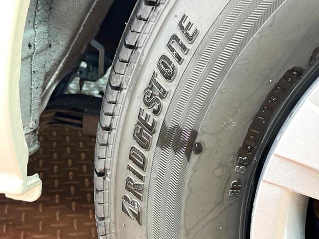 ハイエースバン ロングスーパーGL ターボ 禁煙車 全周囲カメラ SDナビ デジタルミラー 衝突被害軽減機能 クリアランスソナー 車線逸脱警報 横滑り防止装置 スマートキー ETC オートライト オートハイビーム(31枚目)