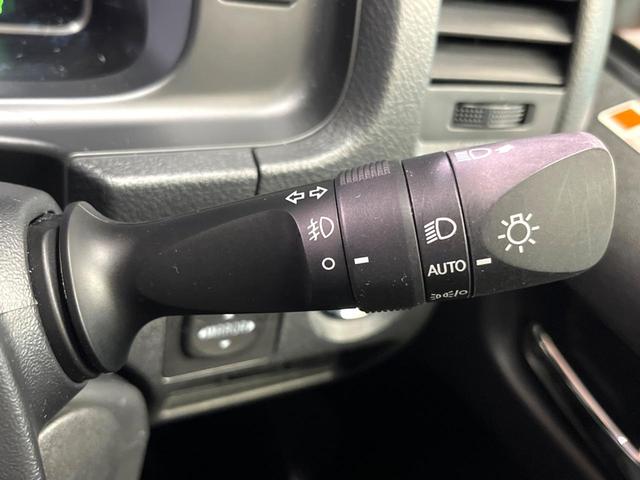 ハイエースバン スーパーＧＬ　ダークプライムＩＩ　ディーゼル　両側電動ドア　純正ナビ　全周囲カメラ　トヨタセーフティセンス　衝突被害軽減システム　禁煙車　ハーフレザーシート　ドラレコ　コーナーセンサー　ＬＥＤヘッド　ＥＴＣ　１５インチアルミ（7枚目）