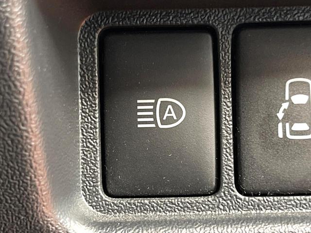 ハイエースバン スーパーＧＬ　ダークプライムＩＩ　ディーゼル　両側電動ドア　純正ナビ　全周囲カメラ　トヨタセーフティセンス　衝突被害軽減システム　禁煙車　ハーフレザーシート　ドラレコ　コーナーセンサー　ＬＥＤヘッド　ＥＴＣ　１５インチアルミ（9枚目）