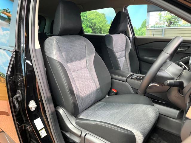 エクストレイル Ｓ　ｅ－４ＯＲＣＥ　ナビゲーション　バックカメラ　クルーズコントロール　シートヒーター　ステアリングヒーター　純正１８インチアルミ　ＬＥＤヘッドライト　クリアランスソナー　スマートキー　左右独立エアコン（9枚目）