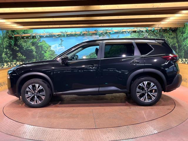 エクストレイル Ｓ　ｅ－４ＯＲＣＥ　ナビゲーション　バックカメラ　クルーズコントロール　シートヒーター　ステアリングヒーター　純正１８インチアルミ　ＬＥＤヘッドライト　クリアランスソナー　スマートキー　左右独立エアコン（17枚目）