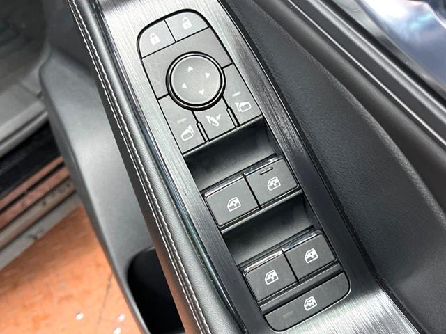 エクストレイル Ｓ　ｅ－４ＯＲＣＥ　ナビゲーション　バックカメラ　クルーズコントロール　シートヒーター　ステアリングヒーター　純正１８インチアルミ　ＬＥＤヘッドライト　クリアランスソナー　スマートキー　左右独立エアコン（31枚目）