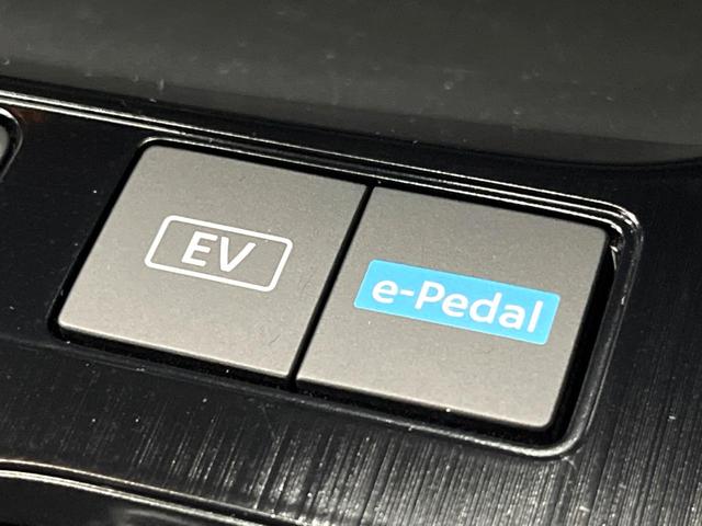 エクストレイル Ｓ　ｅ－４ＯＲＣＥ　ナビゲーション　バックカメラ　クルーズコントロール　シートヒーター　ステアリングヒーター　純正１８インチアルミ　ＬＥＤヘッドライト　クリアランスソナー　スマートキー　左右独立エアコン（45枚目）