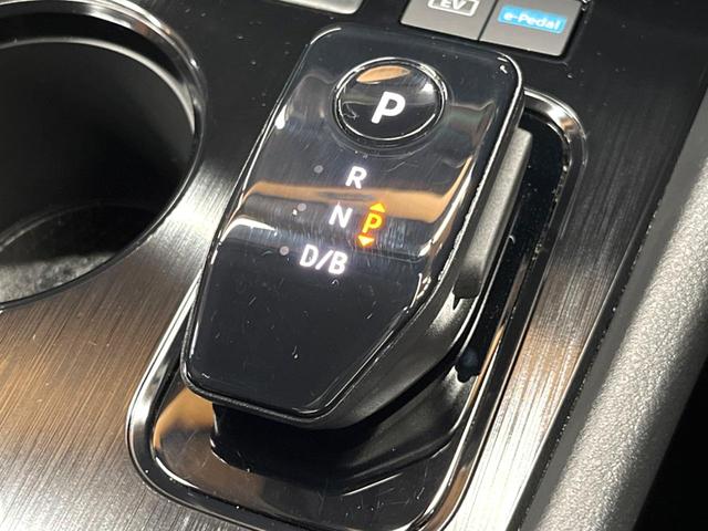 エクストレイル Ｓ　ｅ－４ＯＲＣＥ　ナビゲーション　バックカメラ　クルーズコントロール　シートヒーター　ステアリングヒーター　純正１８インチアルミ　ＬＥＤヘッドライト　クリアランスソナー　スマートキー　左右独立エアコン（46枚目）