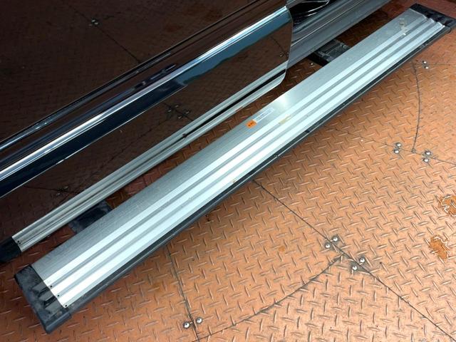 デリカＤ：５ Ｐ　禁煙　サイドステップ　フリップダウン　純正１０型ナビ　全周囲カメラ　ブラインドスポットモニター　レーダークルーズ　両側電動ドア　電動リアゲート　ＬＥＤヘッド　シートヒーター　純正１８インチアルミ（3枚目）