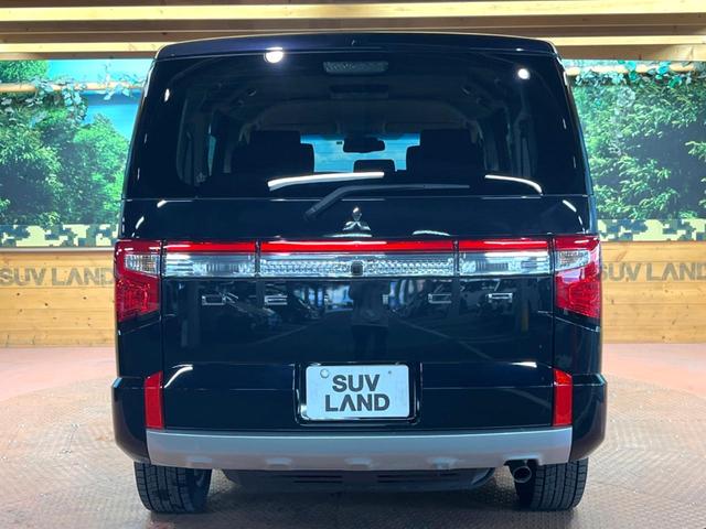 デリカＤ：５ Ｐ　禁煙　サイドステップ　フリップダウン　純正１０型ナビ　全周囲カメラ　ブラインドスポットモニター　レーダークルーズ　両側電動ドア　電動リアゲート　ＬＥＤヘッド　シートヒーター　純正１８インチアルミ（18枚目）