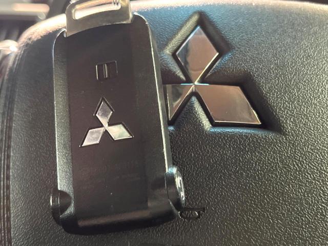 デリカＤ：５ Ｐ　禁煙　サイドステップ　フリップダウン　純正１０型ナビ　全周囲カメラ　ブラインドスポットモニター　レーダークルーズ　両側電動ドア　電動リアゲート　ＬＥＤヘッド　シートヒーター　純正１８インチアルミ（46枚目）