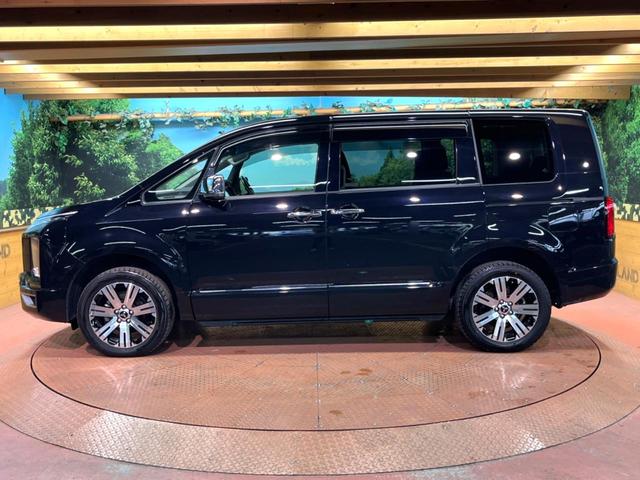 デリカＤ：５ Ｐ　禁煙　サイドステップ　フリップダウン　純正１０型ナビ　全周囲カメラ　ブラインドスポットモニター　レーダークルーズ　両側電動ドア　電動リアゲート　ＬＥＤヘッド　シートヒーター　純正１８インチアルミ（59枚目）