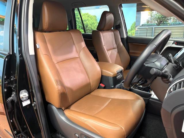 ランドクルーザープラド ＴＸ　Ｌパッケージ　７０ｔｈアニバーサリーリミテッド　禁煙車　ＳＤナビ　バックカメラ　レーダークルーズ　デフロック　オートマチックハイビーム　シートベンチレーション　ＥＴＣ　ブラウンレザーシート　純正１８インチアルミ　ＬＥＤヘッド　パワーシート（10枚目）