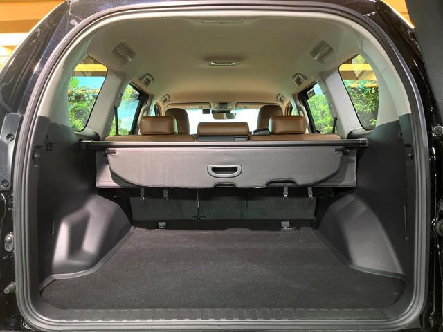 ランドクルーザープラド ＴＸ　Ｌパッケージ　７０ｔｈアニバーサリーリミテッド　禁煙車　ＳＤナビ　バックカメラ　レーダークルーズ　デフロック　オートマチックハイビーム　シートベンチレーション　ＥＴＣ　ブラウンレザーシート　純正１８インチアルミ　ＬＥＤヘッド　パワーシート（12枚目）