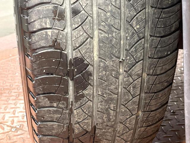 ランドクルーザープラド ＴＸ　Ｌパッケージ　７０ｔｈアニバーサリーリミテッド　禁煙車　ＳＤナビ　バックカメラ　レーダークルーズ　デフロック　オートマチックハイビーム　シートベンチレーション　ＥＴＣ　ブラウンレザーシート　純正１８インチアルミ　ＬＥＤヘッド　パワーシート（28枚目）