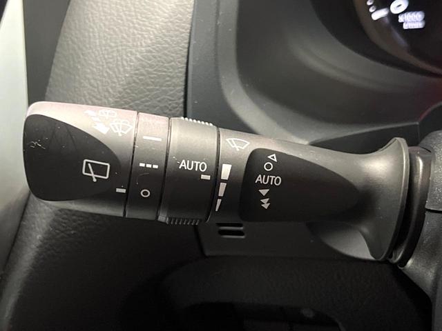 ランドクルーザープラド ＴＸ　Ｌパッケージ　７０ｔｈアニバーサリーリミテッド　禁煙車　ＳＤナビ　バックカメラ　レーダークルーズ　デフロック　オートマチックハイビーム　シートベンチレーション　ＥＴＣ　ブラウンレザーシート　純正１８インチアルミ　ＬＥＤヘッド　パワーシート（48枚目）