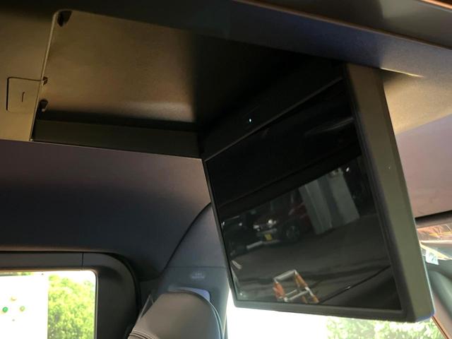 アルファードハイブリッド Ｚ　４ＷＤ　禁煙　ガラスルーフ　後席モニター　１４型ナビ　全周囲カメラ　デジタルインナーミラー　トヨタチームメイト　ヘッドアップディスプレイ　ブラインドスポットモニター　黒革　シートベンチレーション（4枚目）