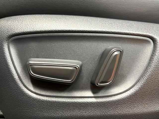 アルファードハイブリッド Ｚ　４ＷＤ　禁煙　ガラスルーフ　後席モニター　１４型ナビ　全周囲カメラ　デジタルインナーミラー　トヨタチームメイト　ヘッドアップディスプレイ　ブラインドスポットモニター　黒革　シートベンチレーション（27枚目）