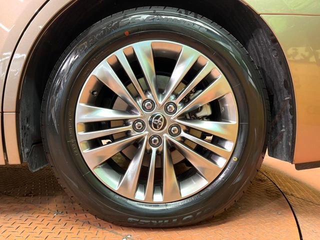 アルファードハイブリッド Ｚ　４ＷＤ　禁煙　ガラスルーフ　後席モニター　１４型ナビ　全周囲カメラ　デジタルインナーミラー　トヨタチームメイト　ヘッドアップディスプレイ　ブラインドスポットモニター　黒革　シートベンチレーション（30枚目）