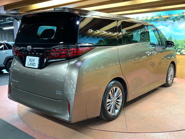 アルファードハイブリッド Ｚ　４ＷＤ　禁煙　ガラスルーフ　後席モニター　１４型ナビ　全周囲カメラ　デジタルインナーミラー　トヨタチームメイト　ヘッドアップディスプレイ　ブラインドスポットモニター　黒革　シートベンチレーション（63枚目）