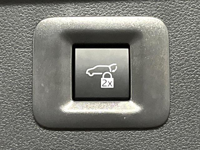 アルファードハイブリッド Ｚ　４ＷＤ　禁煙　ガラスルーフ　後席モニター　１４型ナビ　全周囲カメラ　デジタルインナーミラー　トヨタチームメイト　ヘッドアップディスプレイ　ブラインドスポットモニター　黒革　シートベンチレーション（68枚目）